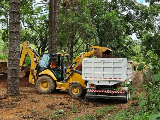 Serviços de terraplanagem 