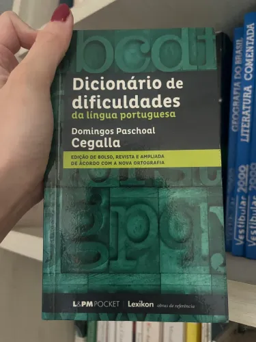 Dicionário de dificuldades da língua portuguesa Domingos Paschoal Cegalla