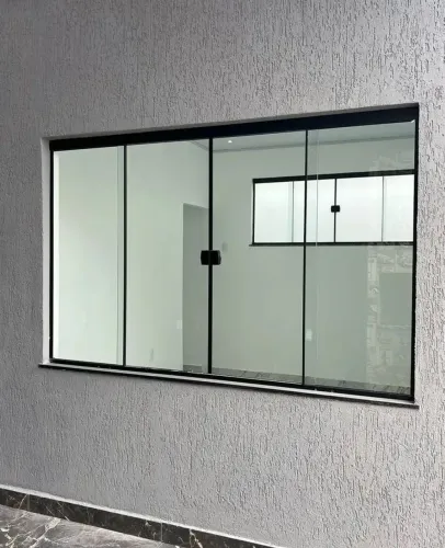 JANELA 4 FOLHAS DE VIDRO 