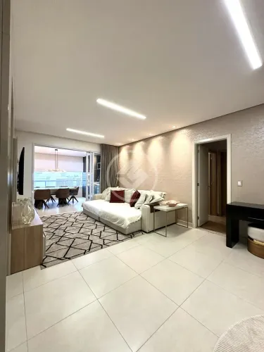 Apartamento no Edifício Essenza com 124m2, 3 quartos sendo 1 suíte. Valor: R$1.600.000,00