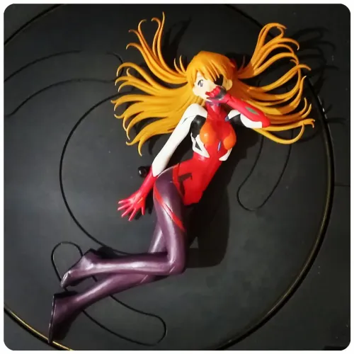 Action figure Asuka