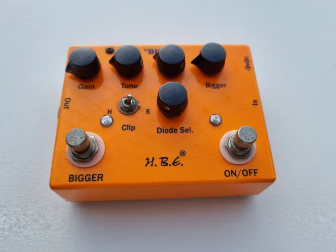 Pedal HBE Bigger Overdrive Efeito de Distortion