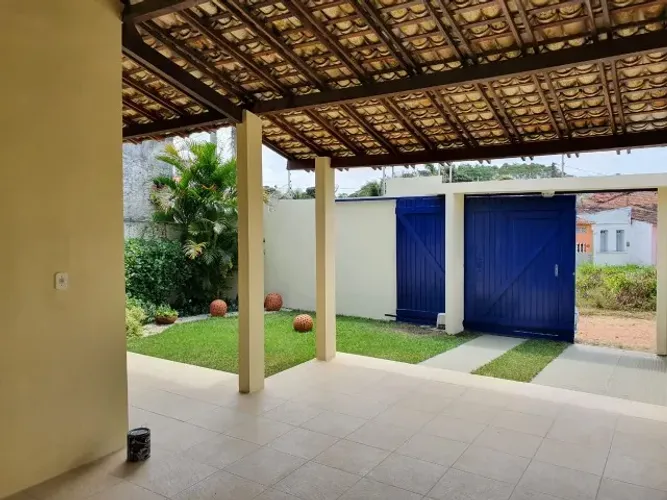 SUPER OPORTUNIDADE - CASA 1ª ANDAR NA MELHOR ÁREA DE PENEDO