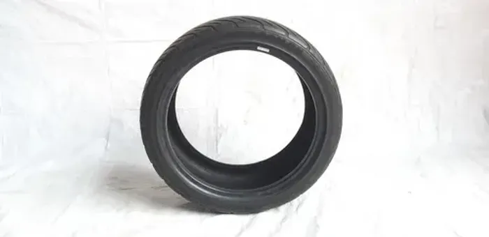 Pneu Sailun 235-40-r18 #051