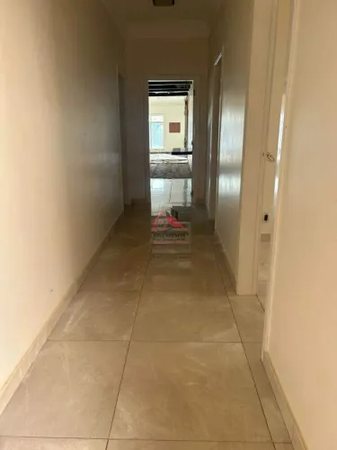 Casa para locação, com 4 suítes e 2 banheiros no bairro São Benedito.
