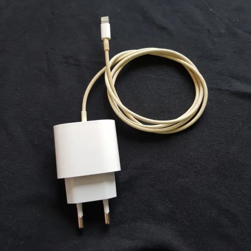 Carregador iphone Apple com Cabo Lightning
