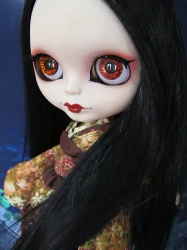 Blythe Punkaholic People customizada