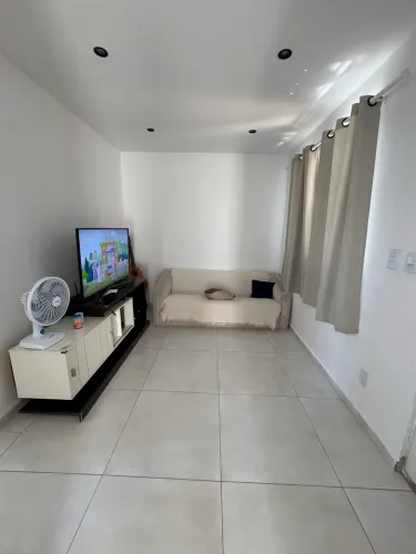 Casa ESCRITURADA. Ótima e promissora localização.