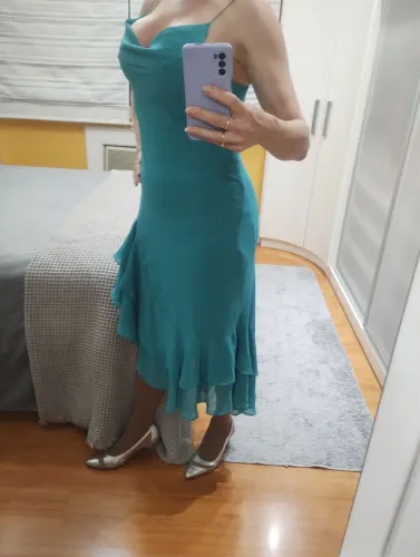 Vestido social verdinho midi