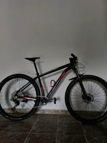 Bicicleta caloi aro 29
