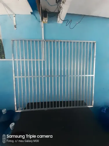 Grade de proteção em alumínio 1.36x1.16