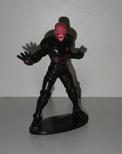 BONECO MINIATURA MARVEL ORIGINAL CAVEIRA VERMELHA