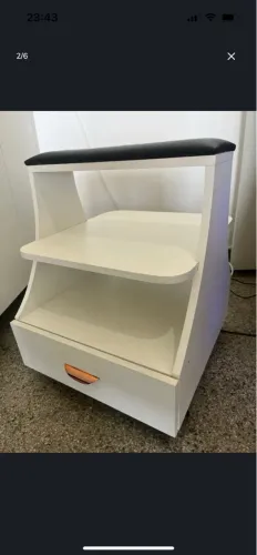Móvel Branco com Gaveta pra plástica dos pés