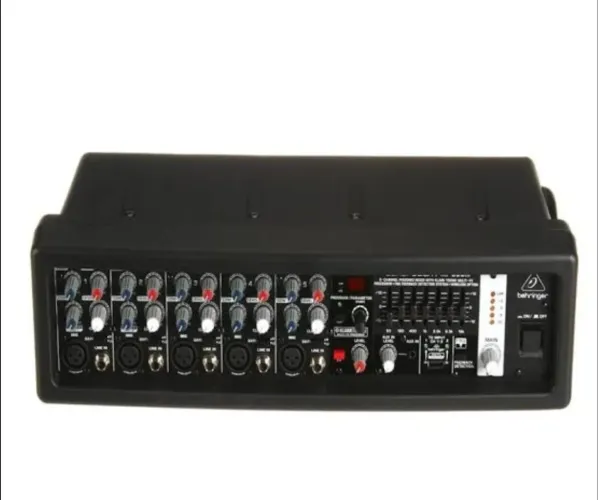 Mesa amplificada Behringer PMP 550m