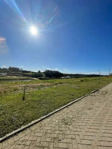 Terreno com 525m² no Condomínio Villas Home Resort integrado ao Ecoresort Vila Ventura!