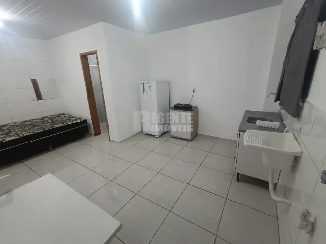 Ótima kitnet mobiliada para locação perto da UFSC!