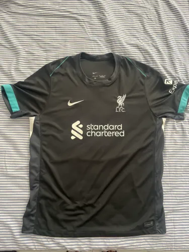 Camisa Liverpool Preta GG 23/24