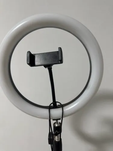 Ring light pedestal