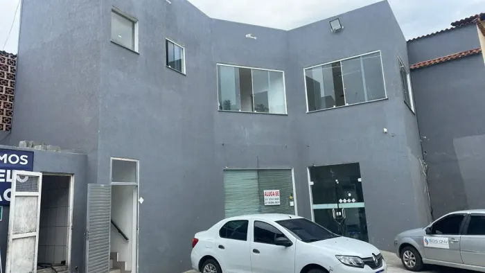 Loja de conveniência + anexo para aluguel tem 150m² com 2 andares em Barreto - Niterói - R