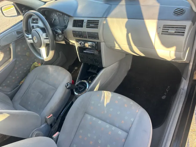 Volkswagen Gol Geração III Power 1.0 MI 16V Gasolina Mec. 4P 2002