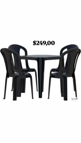 Jogo de mesa plásticas nova