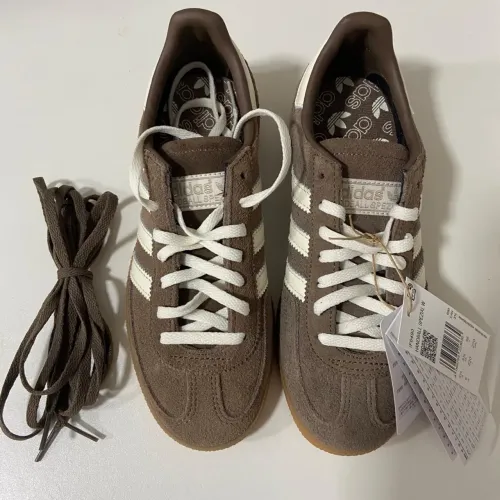 Tênis Adidas SEM USO 