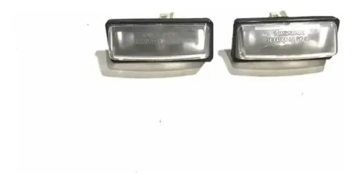 Par Luz Placas Nissan Sentra 2018