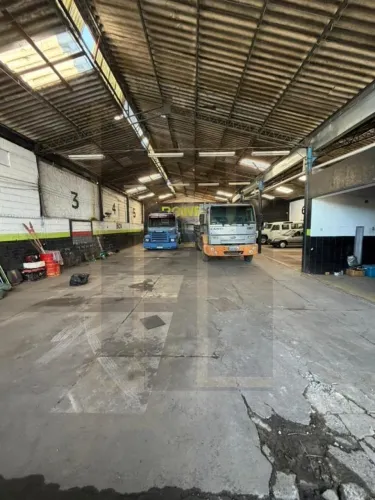 Galpão para Locação em Mogi das Cruzes, Vila Industrial, 2 banheiros