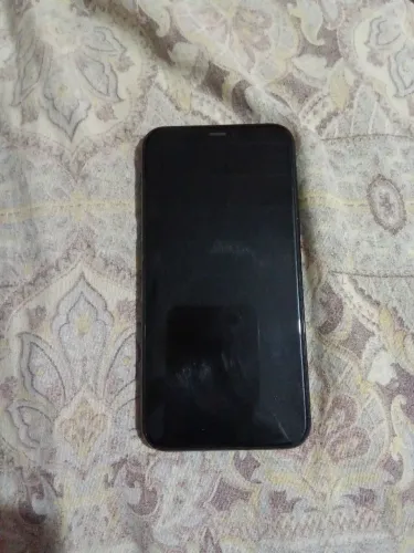 iPhone 11 pro R$ 700,00