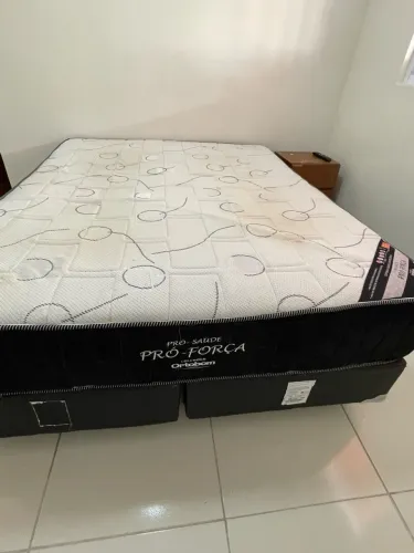 Cama Ortobom Americana Queen Skin black + colchão R-45 pró Saude Ortobom pró força