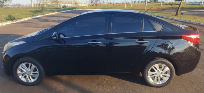 Hyundai HB20S Premium 1.6 Flex 16V Mec. 4P 2014