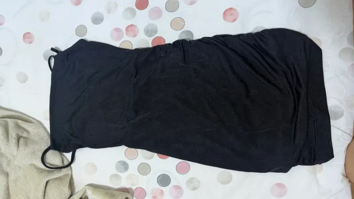 Vestidos curtos (preto, colorido, com brilho)