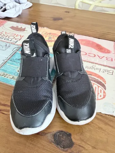 Tênis Nike Infantil num 29