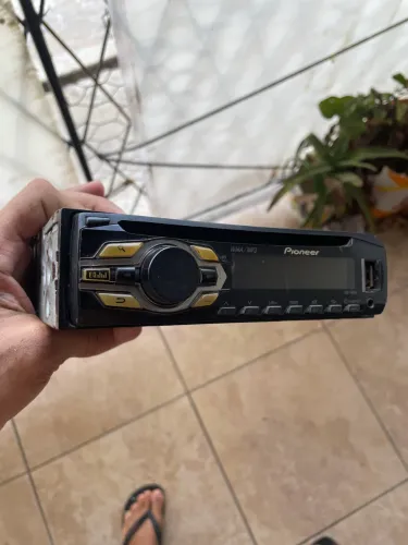 Vendo pionner DEH-148UB funcionando td perfeitamente aceito cartão 