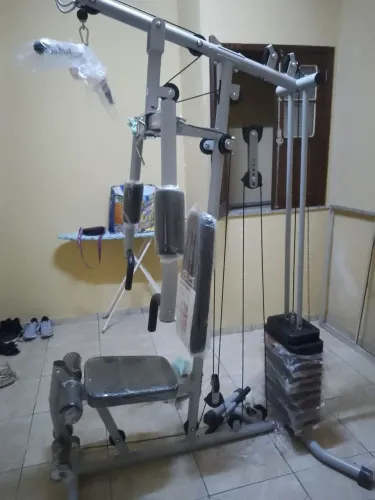 Vendo Estação de musculação completa 