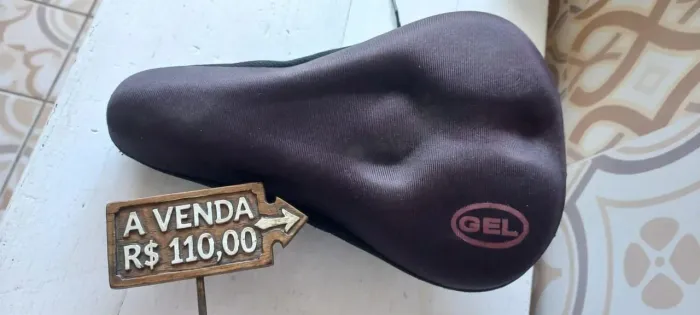 Capa + banco de bicicleta R$110