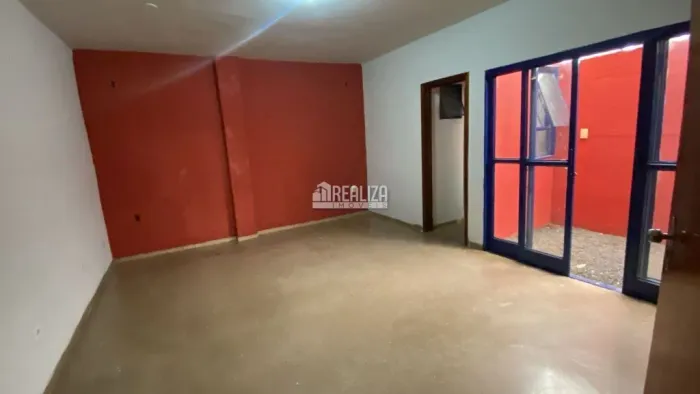 Casa com 5 dormitórios no Centro de Uberaba