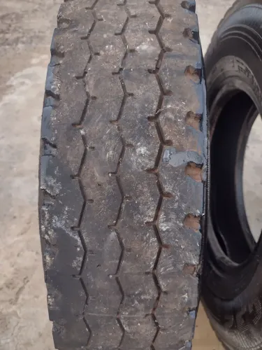 Pneus usados. Pra caminhão 3/4