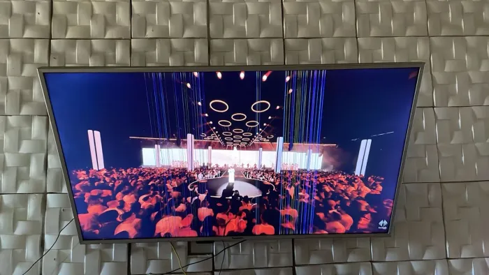 Smart Tv Panasonic com lista na tela