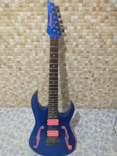 Guitarra Ibanez Paul Gilbert Signature 