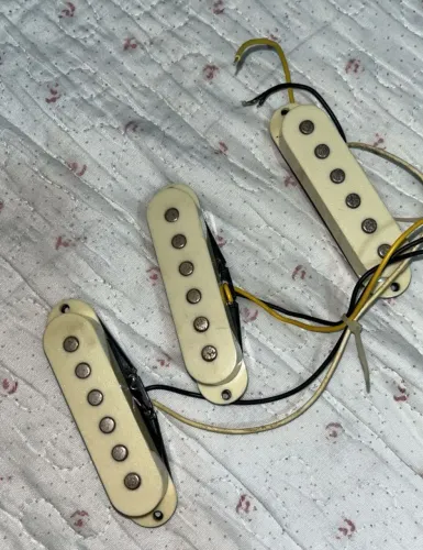 3 Captadores de guitarra single coil ceramico tagima 530