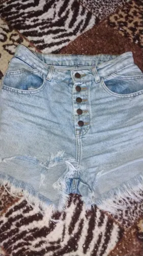 Vendo essa bermuda jeans