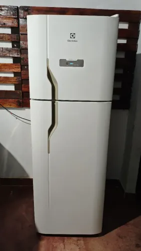 Geladeira Electrolux DFN41 - Excelente Estado