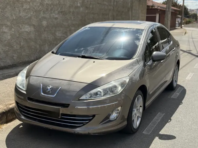 Peugeot 408 Sedan Feline 2.0 Flex 16V 4P Aut. 2012