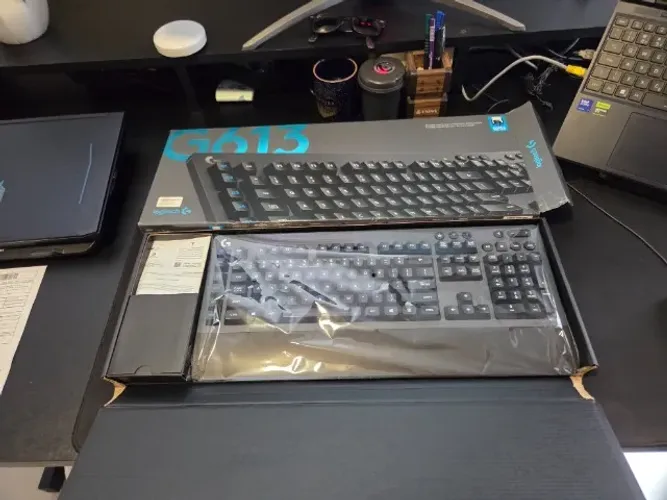 Teclado Mecânico Logitech G613 LIGHTSPEED ? Sem Fio ? Completo na Caixa