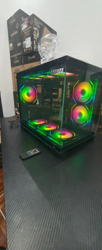 Gabinete aquario com 9 Fans RGB controlável pelo controle