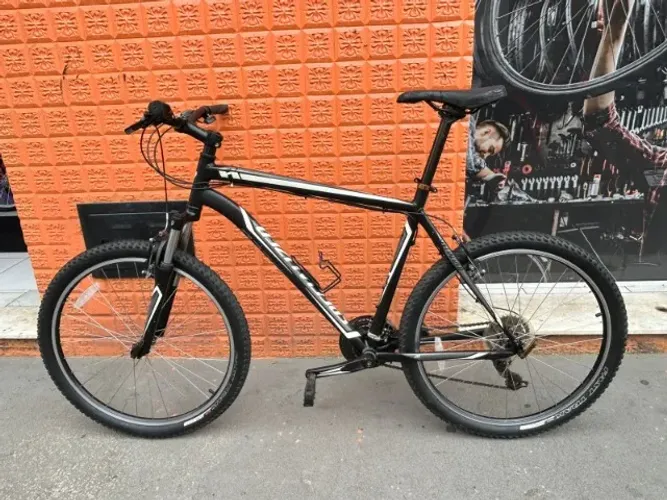 Bicicleta Specilized Hard Rock aro 29