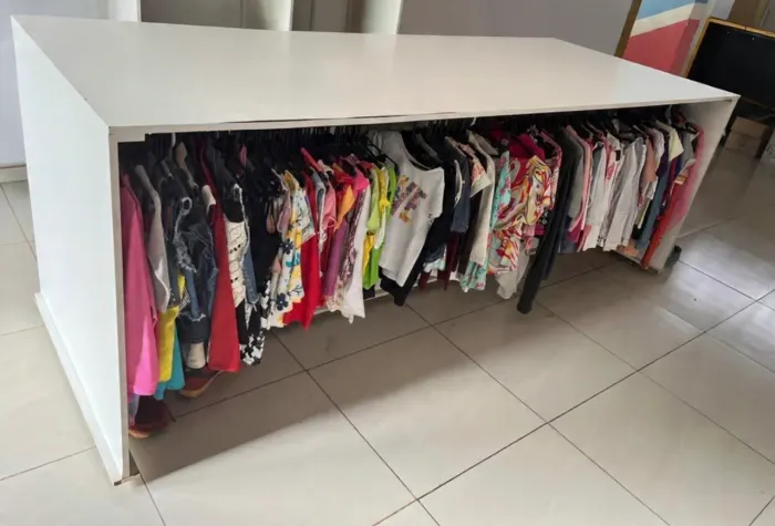 Balcão central pra loja