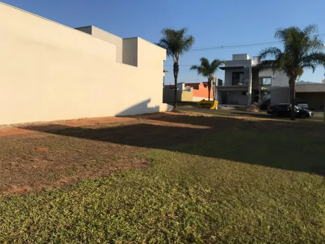 Terreno à venda, 338 m² por R$ 140.000 - Palm Park - Estiva Gerbi/SP