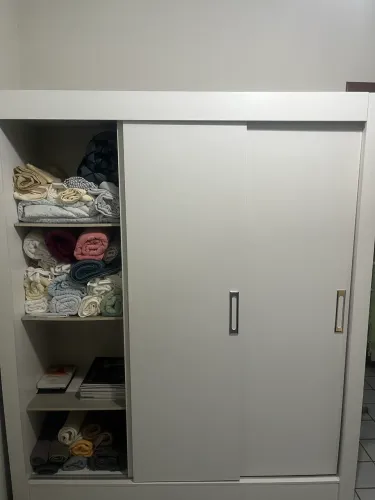 Guarda roupa de casal 
